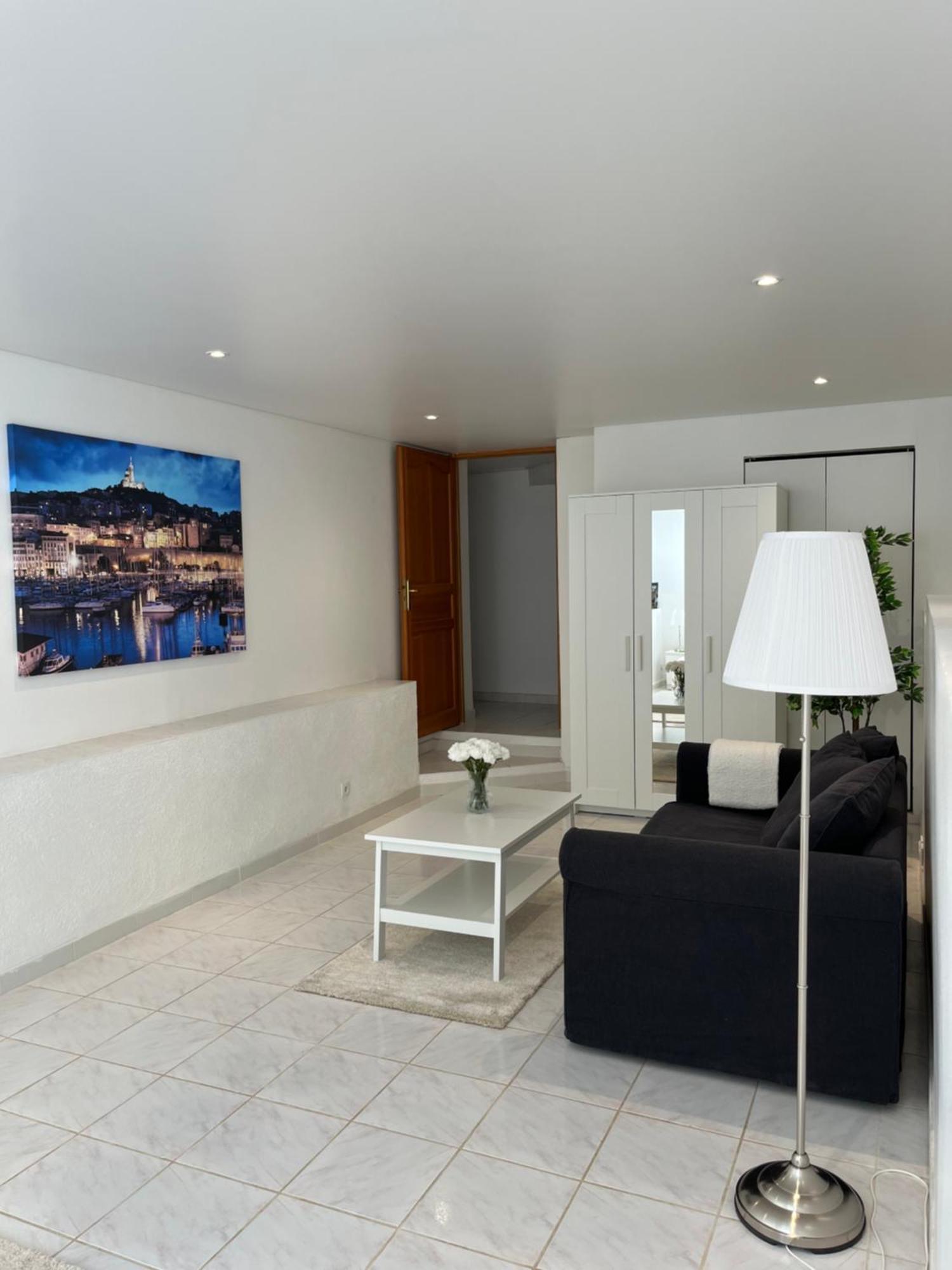 T3 Avec Jardin Et Piscine Privee Apartment Velaux ภายนอก รูปภาพ